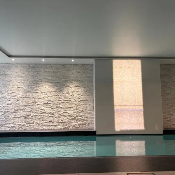 ROSENSUITE La Residenza del rosengarten, khách sạn ở Pinzolo