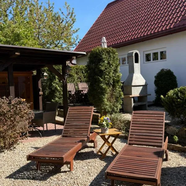 SG - WELLNESS chaloupka Kubík MLÁZOVICE - Český ráj: Mlázovice şehrinde bir otel