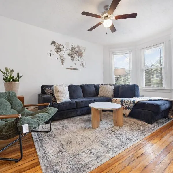 Spacious & Stylish 2BR Apartment Near Manhattan, hotel a Jersey City