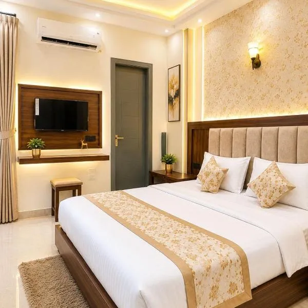 Hotel Crystal Blues, ξενοδοχείο σε Mathura