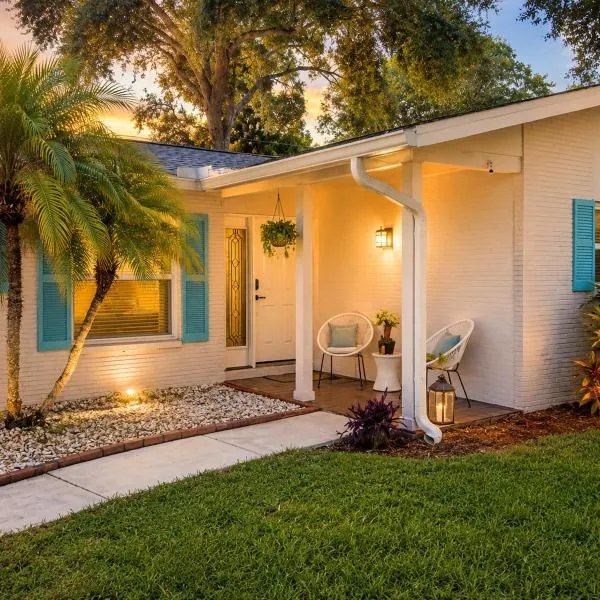 Beach House Minutes From the Ocean, hotel em Largo