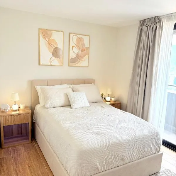 Elegante apartamento en Torre Atlas Lujo y ubicación en Bulevar Morazán, hotel in Tegucigalpa
