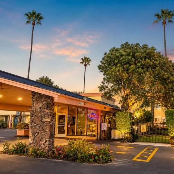 Valli Hi Motel、サン・イシードロのホテル