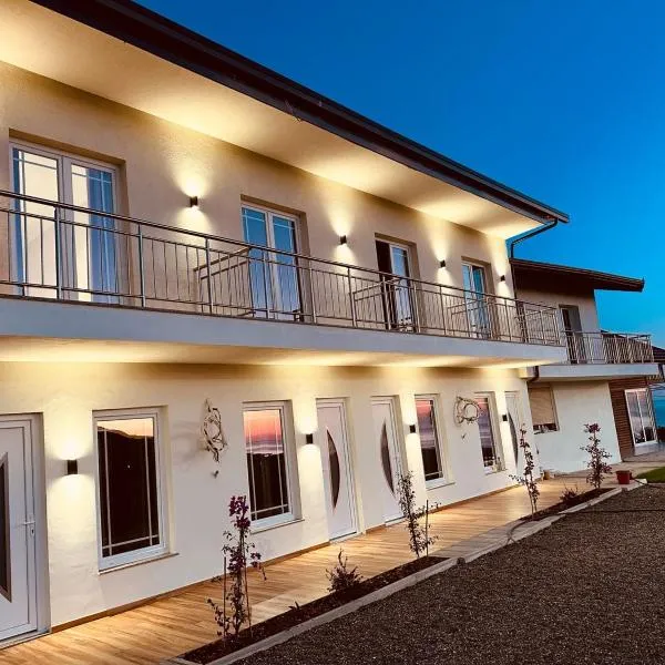 Sol Apartments Gjiri Lalzi, hotel v destinácii Durrës