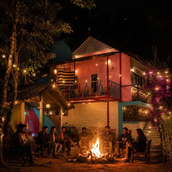 munnar Green portico Cottage #MUNNAR #Parking # campfire # brackfast #best budget COTTAGE MUNNAR, hotel v destinaci Anachal