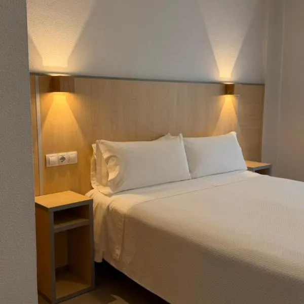 Hostal Manuela, hotel sa Punta Umbría