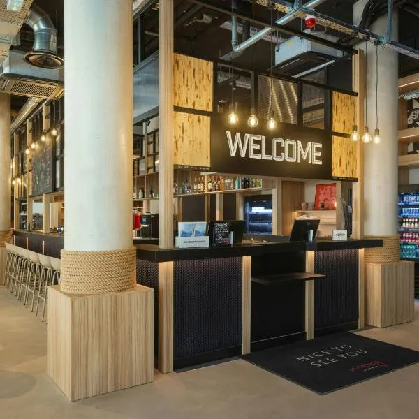 Moxy Nice, hôtel à Nice