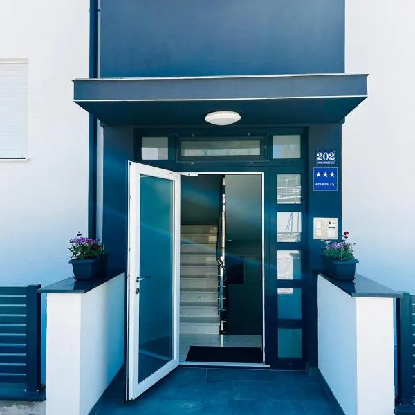 Apartmani Relja, hotel en Grebaštica