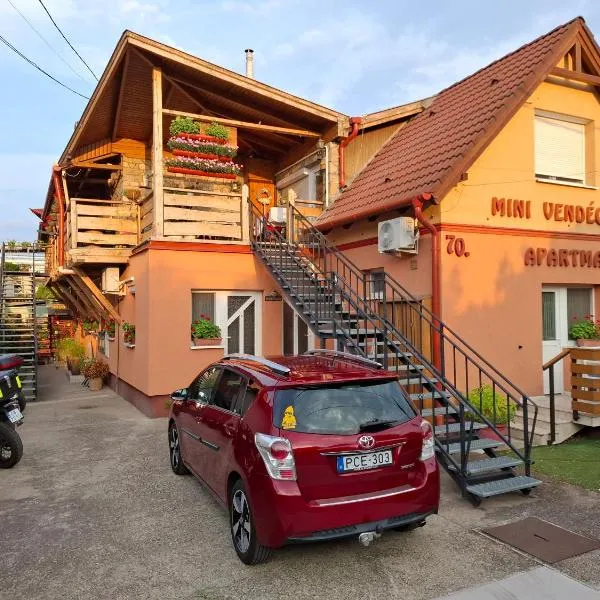 Mini Vendégház Budaörs، فندق في بوداورس