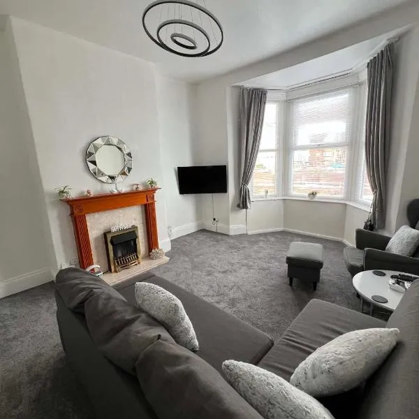 Happy Place self catering apartment, hotel di Bridlington