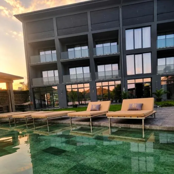 Donau Resort, khách sạn ở Eşelniţa