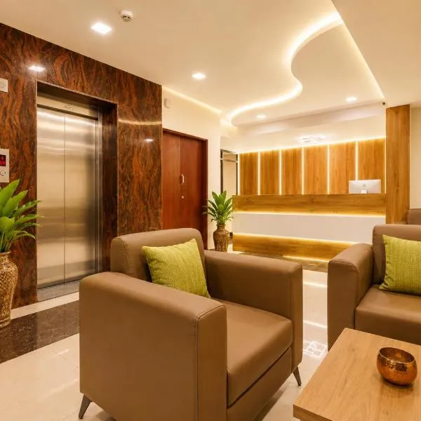 Hotel Comfort Park - Opposite Sri Ramachandra Medical College Porur, hotel di Chennai