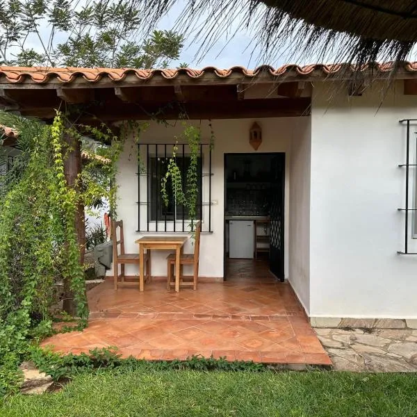 Casita de Piedra, hotel in Atyrá