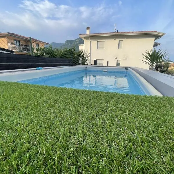 ABC Holiday, hotell i Salò