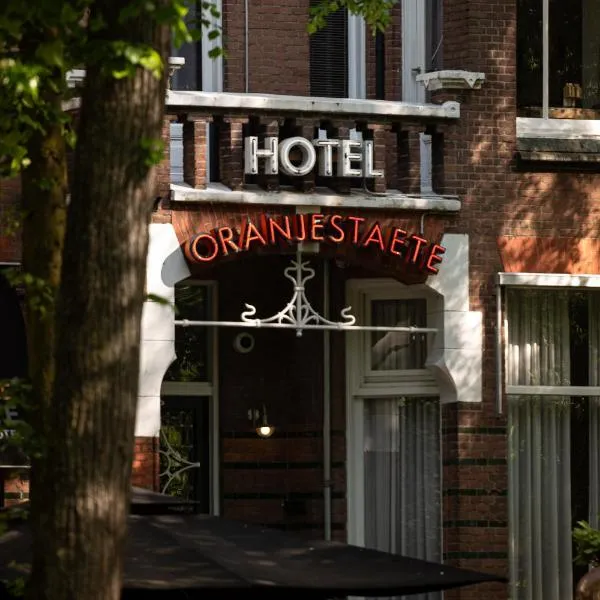 Hotel Oranjestaete, מלון בניימכן