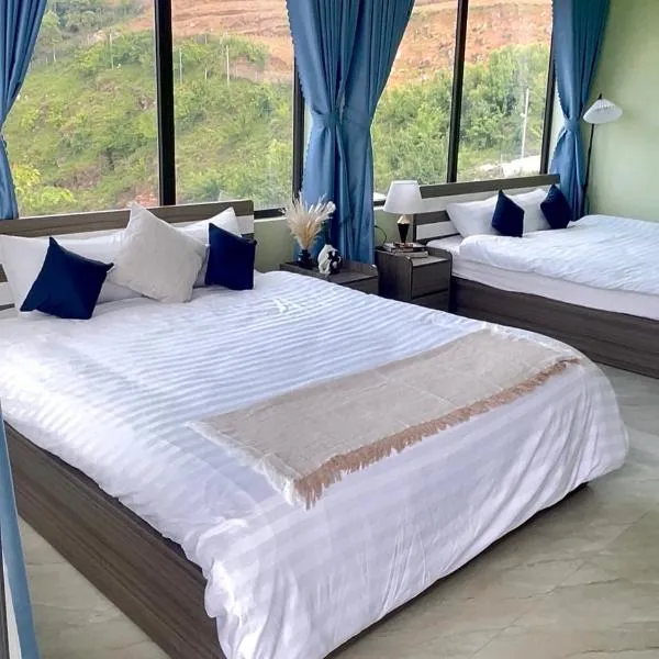 Windy Hill Homestay, ξενοδοχείο σε Dong Van