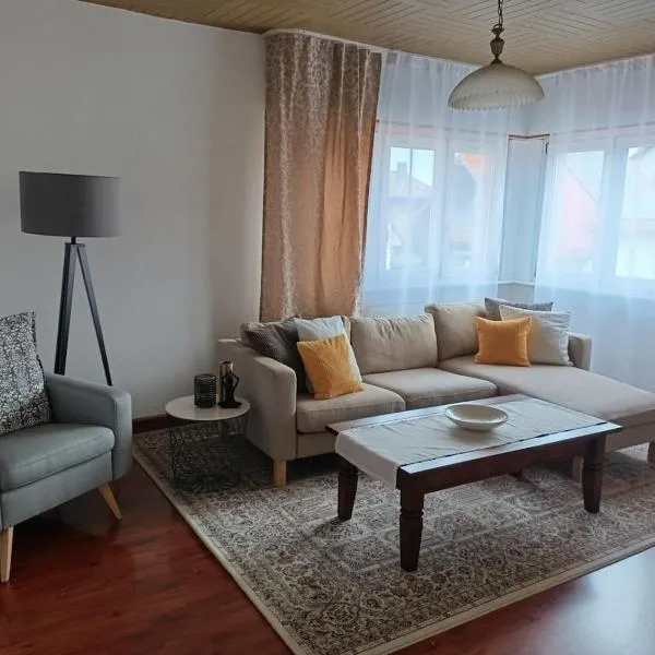 Gemütliche Ferienwohnung, hotel em Philippsburg