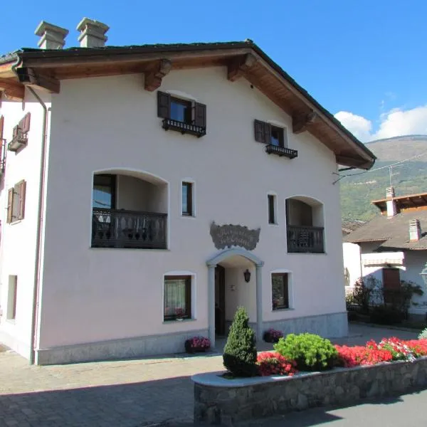 Residence Du Chateau, hotel v destinaci Fenis