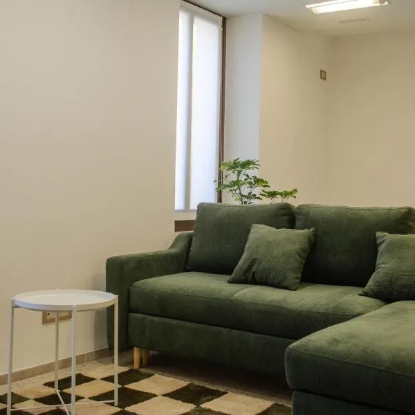 Casa Vacanze Centrale, hotel v destinácii Mori