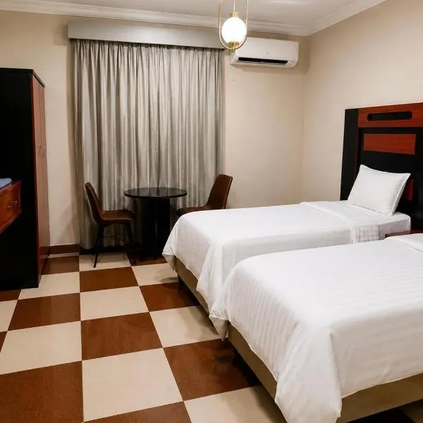 شقق عناوين الفخامة, hotel en Şāmitah
