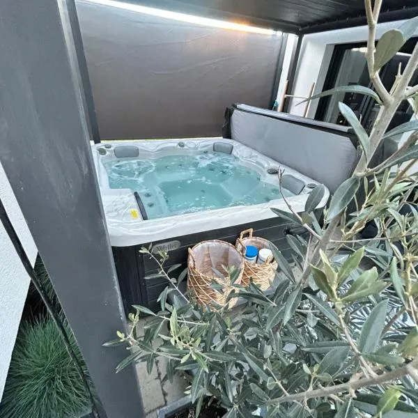 Maison jacuzzi privé - séjour détente 7personnes, hotel v destinácii Étaples