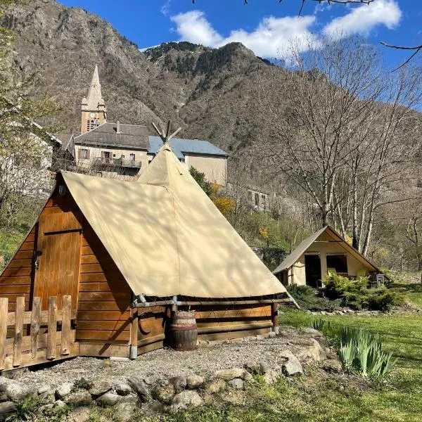 Tente pour 2 personnes en pleine nature, hotel u gradu Entraigues