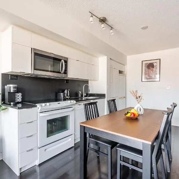 Downtown Toronto apartment, отель в Торонто