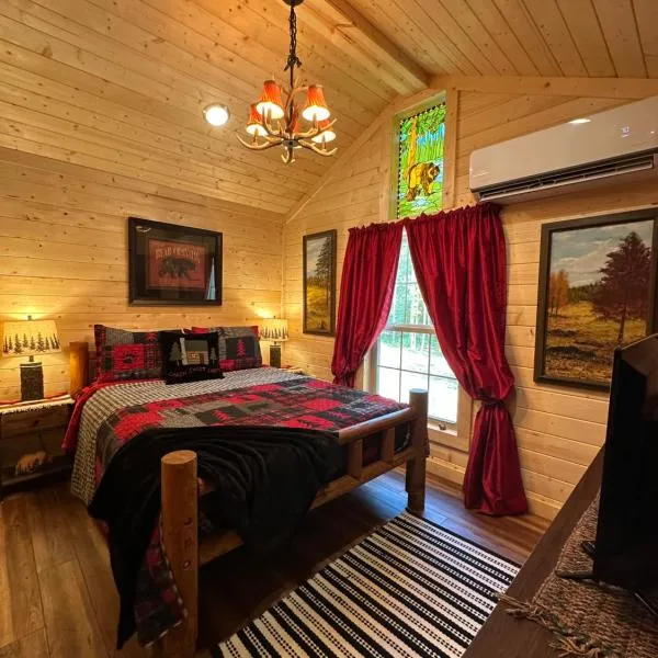 Big Bear Log cabin, hotel sa Cosby