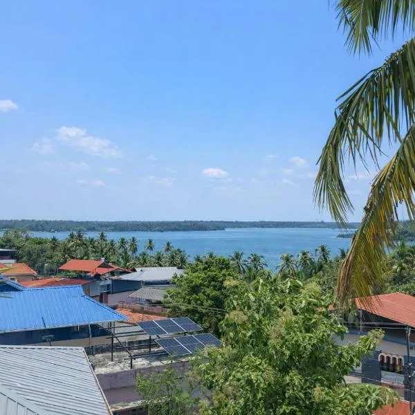 Sunny Hotel – hotel w mieście Kollam