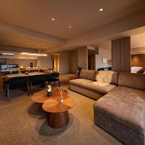 Grand Residence Hotel Tenjin, hotel sa Fukuoka
