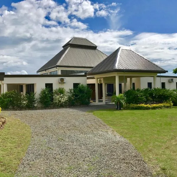 Sapphire Bay Fiji, Hotel in Beachcomber-Insel