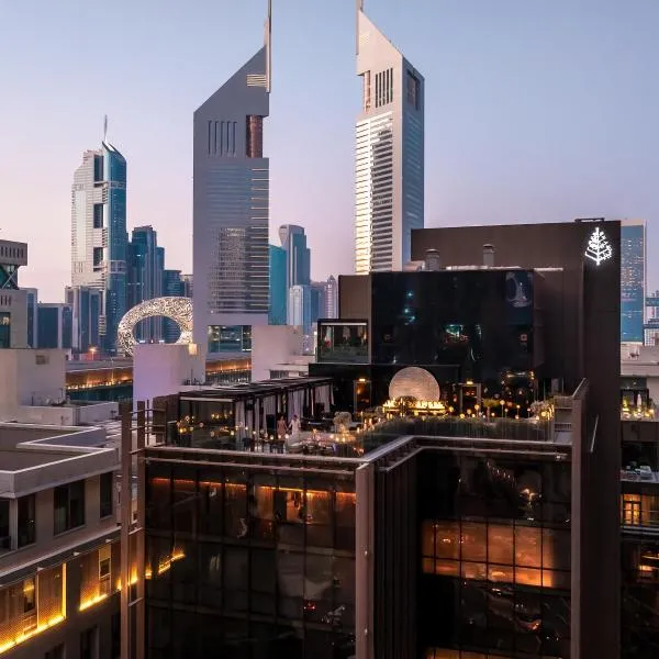Four Seasons Hotel Dubai International Financial Centre, hotelli Dubaissa