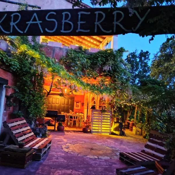 Krasberry, hotel v destinácii Komen