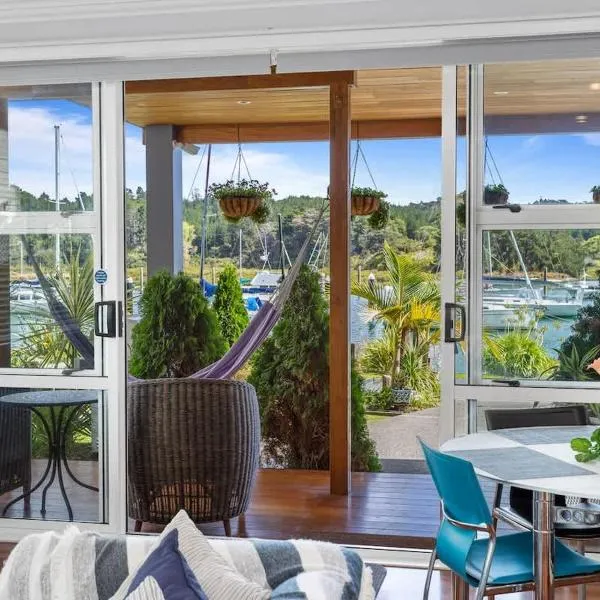 The Weiti Waterfront, Hotel in Whangaparaoa