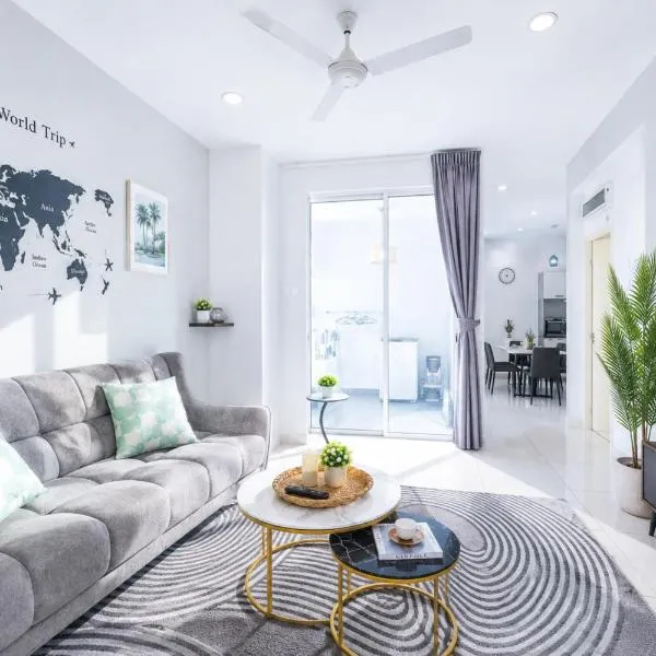 High Floor Partial Seaview 2BR Suite Near Gurney Mansion One 26, hotel din George Town