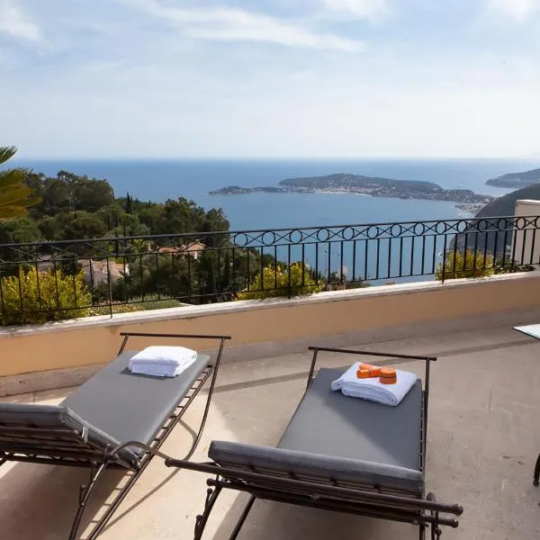 Sunny Panoramic Balcony, hotel in Éze