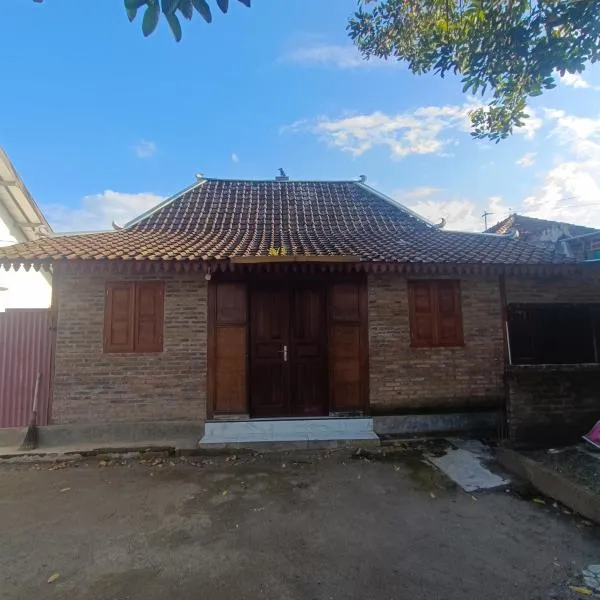 Land Ho - Homestay: Yogyakarta şehrinde bir otel