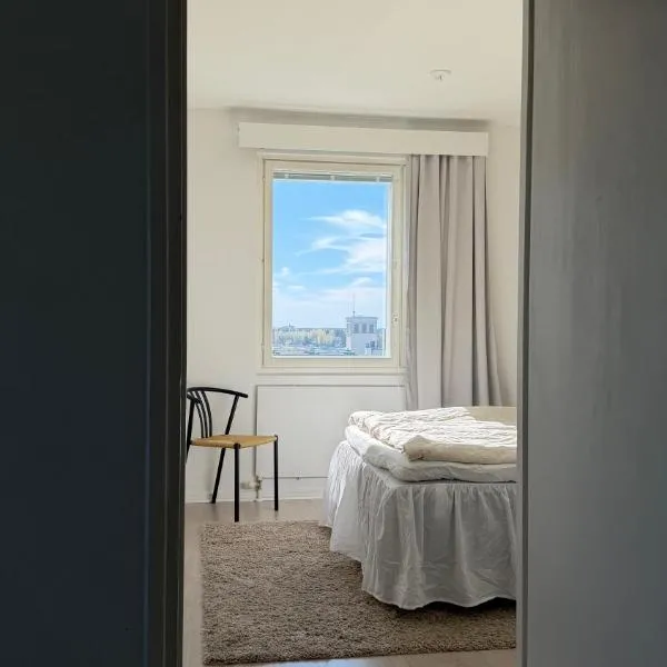 Valoisa kolmio Vaasan keskustassa, hotel en Vaasa