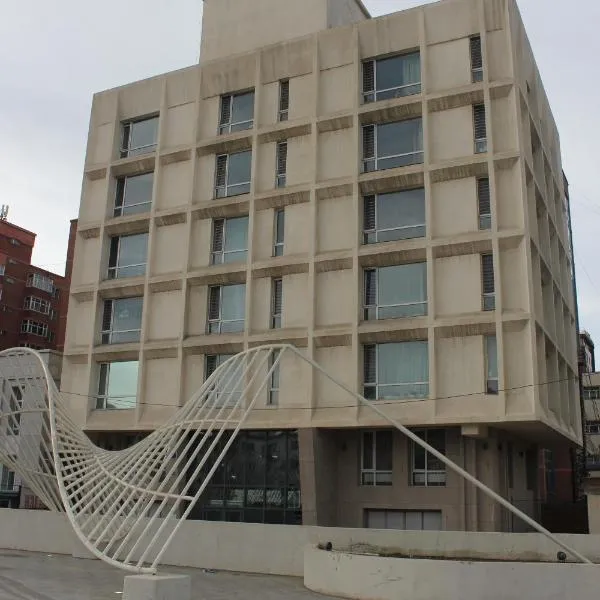 City center located 2 bedroom entire apartment8, hotell sihtkohas Ulaanbaatar