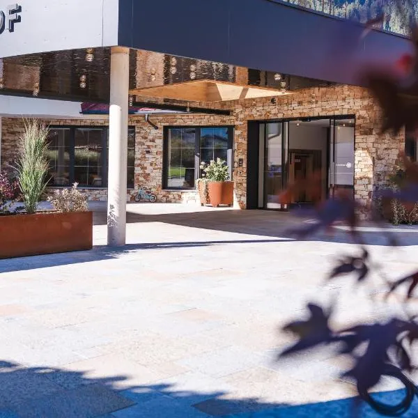 Ferienhotel Sonnenhof, hotel u gradu Cel am Ciler