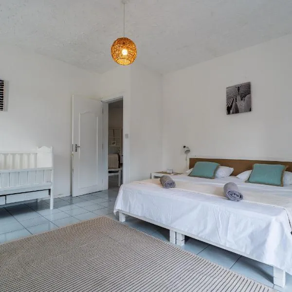 Mont Choisy Lodge - Cactus Apartment, hotel in Trou aux Biches