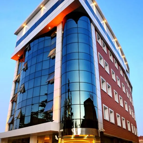 Ozpark Hotel, hotel v destinaci Aksehir