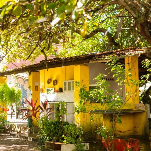 Maraca Vibes Hostel