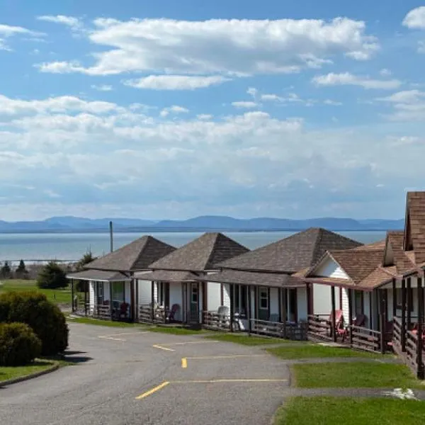 Motel au Fleuve d'Argent, готель у місті Рив'єр-дю-Лу