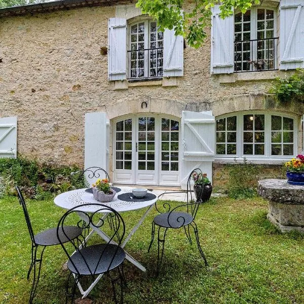 Gîte Rural - La Rivière Assoiffée, hotel v destinaci Florimont-Gaumiers