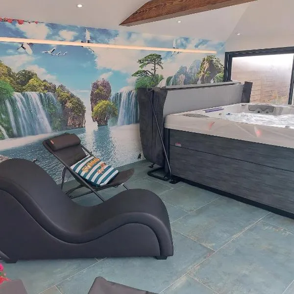 Ô Sens Jacuzzi et Massages, Hotel in Challans
