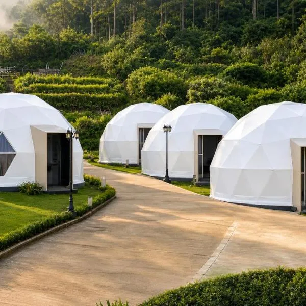 Casa de Monique Glamping Resort, hotel em Bogor