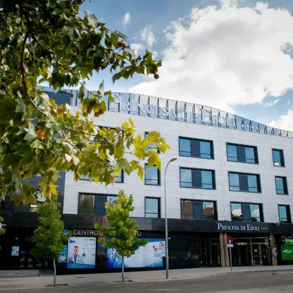 Hotel Princesa De Eboli, khách sạn ở Pinto
