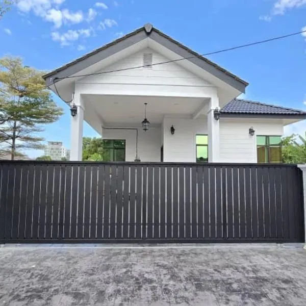 Homestay Kuala Terengganu, Batu Buruk Muslims, hotel in Kuala Terengganu