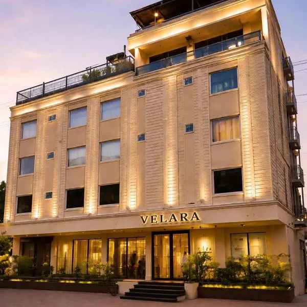 Velara Hotel & Banquet, hotel Gválijarban